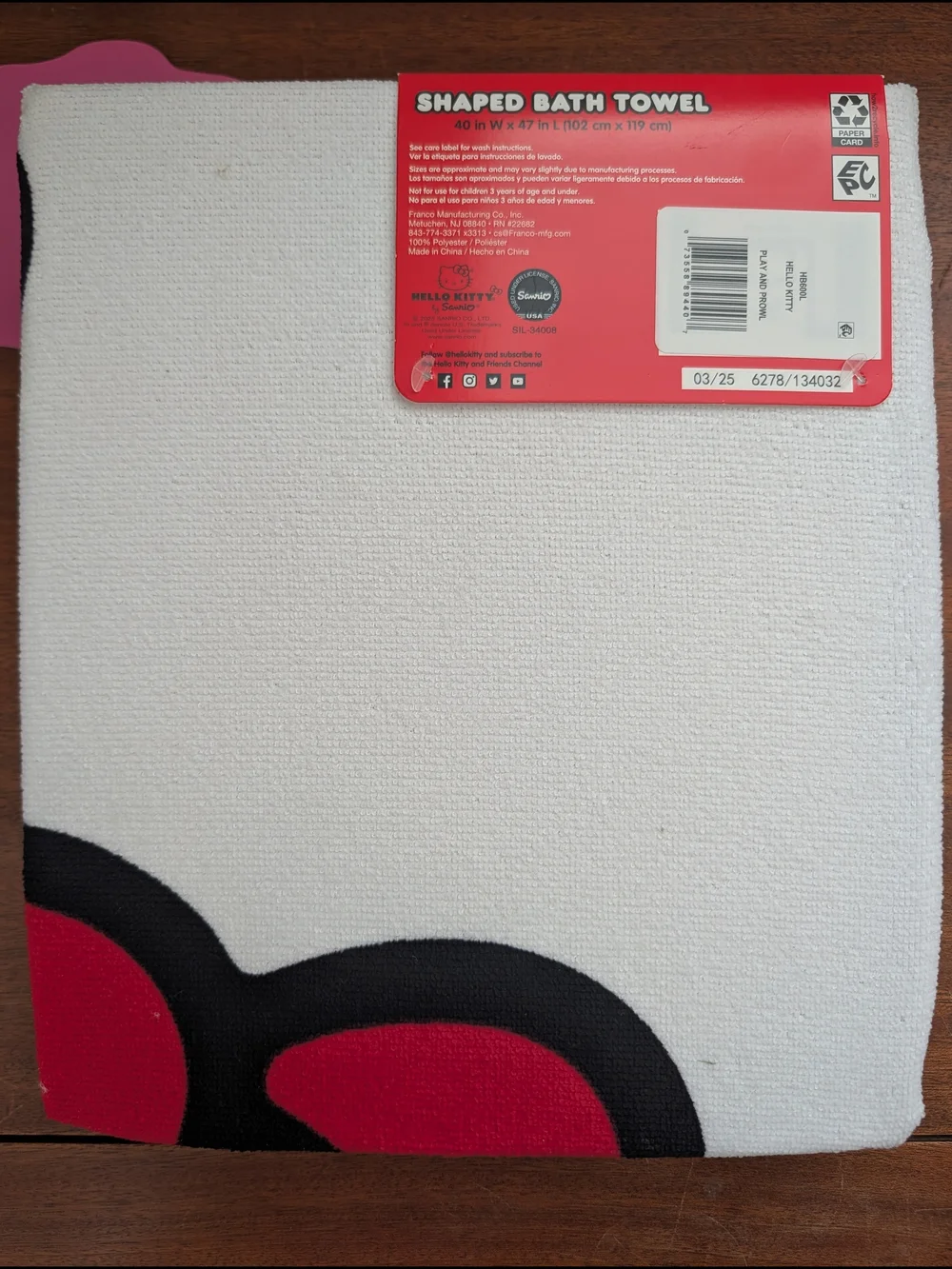 Hello Kitty Red and Pink Shaped Bath Towel